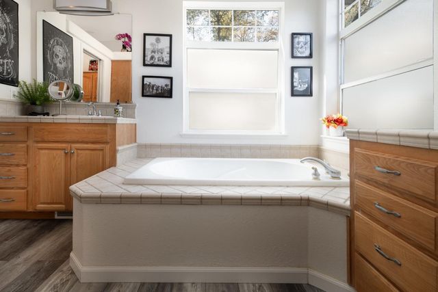 24090 Restive Way, Grass Valley, CA 95949