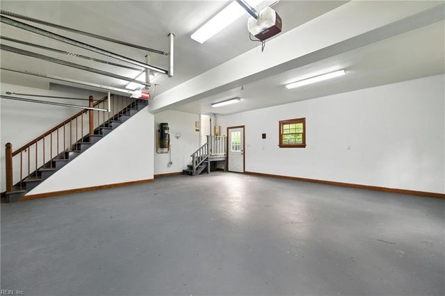 1496 Victory Hill RD, Hayes, VA 23072