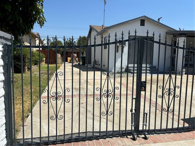9524 Cranford, Pacoima, CA 91331