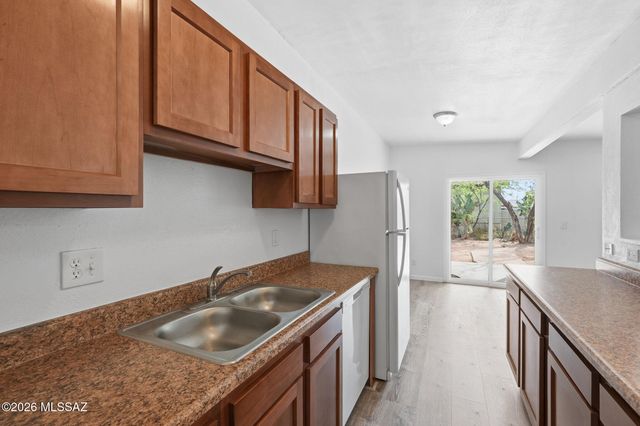 3358 -3356 N Geronimo Avenue, Tucson, AZ 85705