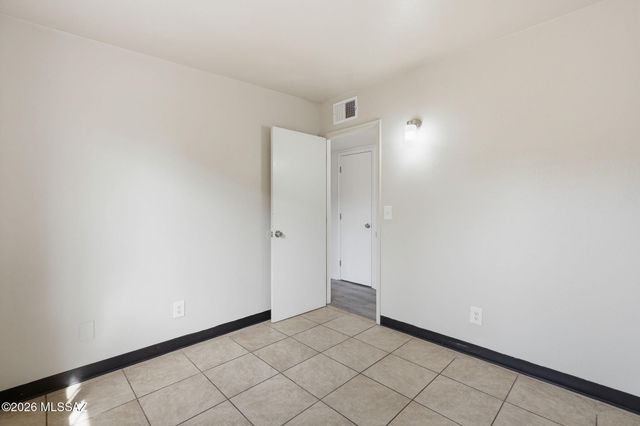 3358 -3356 N Geronimo Avenue, Tucson, AZ 85705