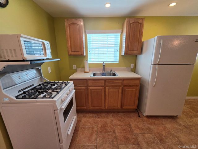 164-15 98th Street, Howard Beach, NY 11414