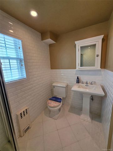 164-15 98th Street, Howard Beach, NY 11414