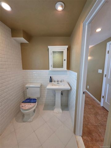 164-15 98th Street, Howard Beach, NY 11414