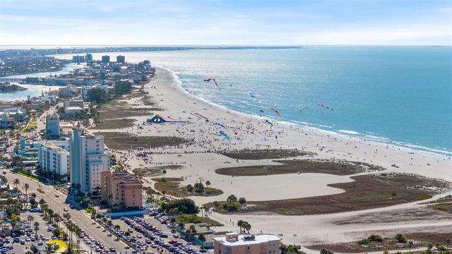275 116TH AVENUE, Treasure Island, FL 33706