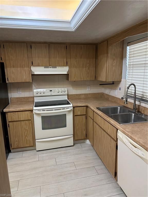 4955 Pepper CIR B206, NAPLES, FL 34113 — exterior