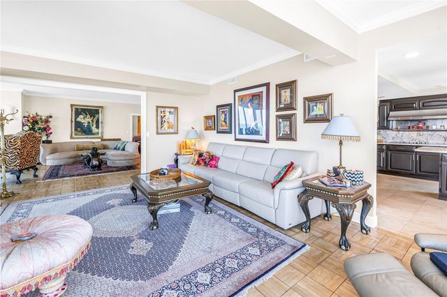 1 BEACH DRIVE SE 1702, St Petersburg, FL 33701