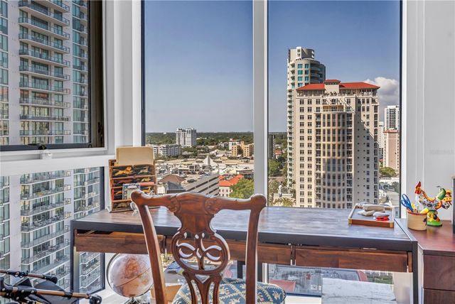 1 BEACH DRIVE SE 1702, St Petersburg, FL 33701