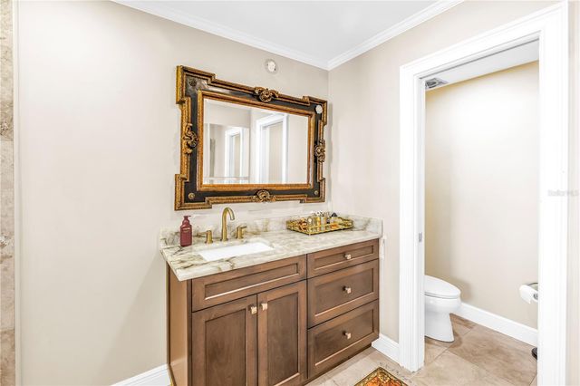 1 BEACH DRIVE SE 1702, St Petersburg, FL 33701