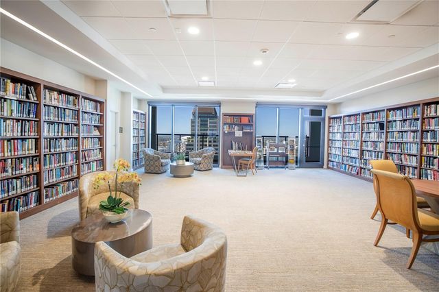 1 BEACH DRIVE SE 1702, St Petersburg, FL 33701