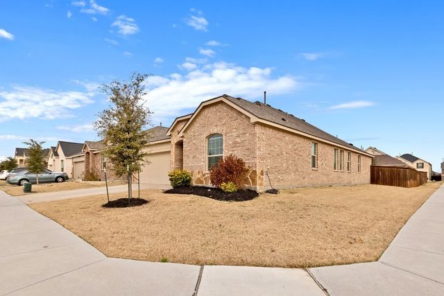 1741 Lake Grove Drive, Little Elm, TX 75068