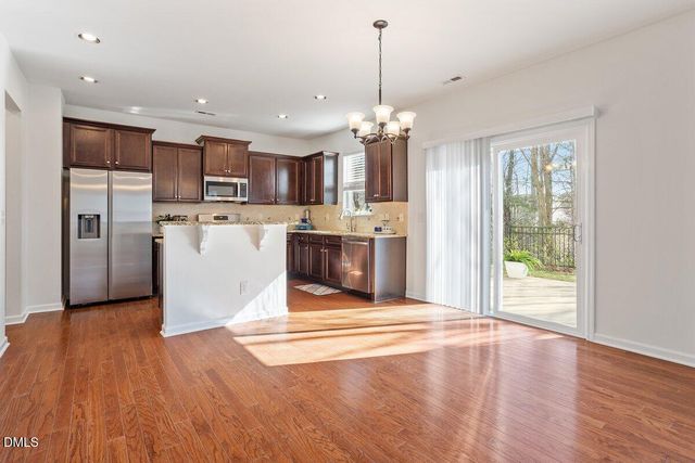 223 Genoa Lane, Clayton, NC 27527