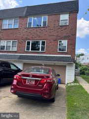 110 NANDINA ST, Philadelphia, PA 19116