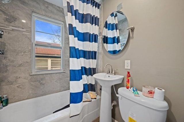 5324 N 48th STREET, Milwaukee, WI 53218