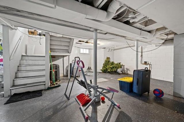 5324 N 48th STREET, Milwaukee, WI 53218