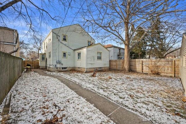 5324 N 48th STREET, Milwaukee, WI 53218