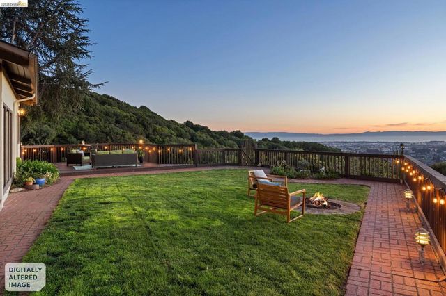 11448 Lochard St, Oakland, CA 94605