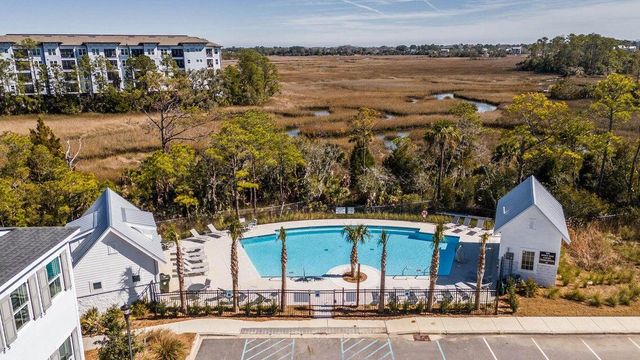 812 Kings Oak Court 2, Charleston, SC 29492