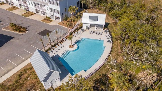 812 Kings Oak Court 2, Charleston, SC 29492