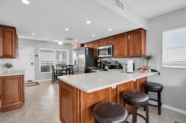 5445 GULF BOULEVARD PH1, St Pete Beach, FL 33706