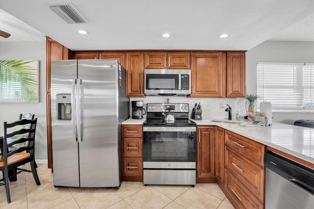 5445 GULF BOULEVARD PH1, St Pete Beach, FL 33706