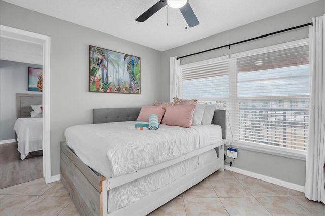 5445 GULF BOULEVARD PH1, St Pete Beach, FL 33706