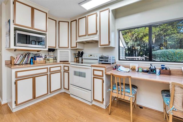 1156 Snows Lane, Darien, GA 31305