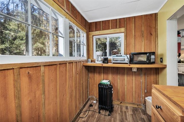 1156 Snows Lane, Darien, GA 31305