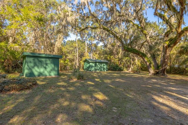 1156 Snows Lane, Darien, GA 31305