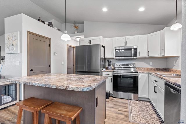655 BOSWELL BLVD, Box Elder, SD 57719