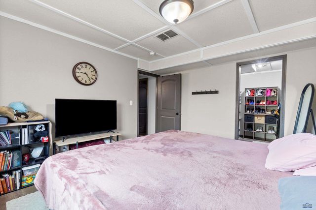 655 BOSWELL BLVD, Box Elder, SD 57719