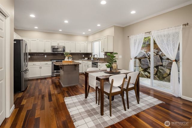 1315 11th Ct SW, North Bend, WA 98045