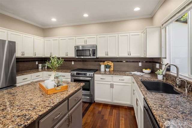 1315 11th Ct SW, North Bend, WA 98045