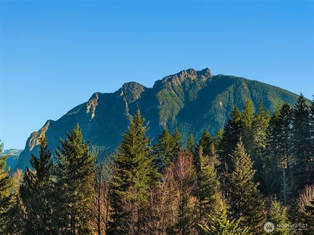 1315 11th Ct SW, North Bend, WA 98045