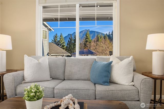 1315 11th Ct SW, North Bend, WA 98045