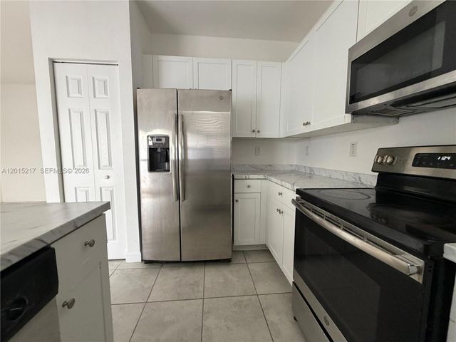 10606 W 33rd Way 10606, Hialeah, FL 33018