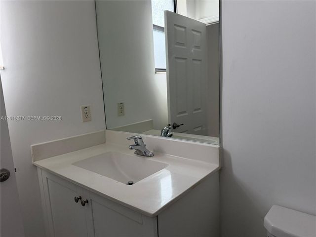 10606 W 33rd Way 10606, Hialeah, FL 33018