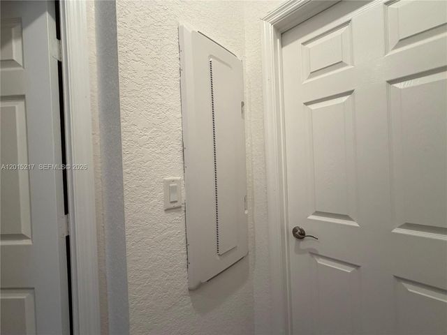 10606 W 33rd Way 10606, Hialeah, FL 33018