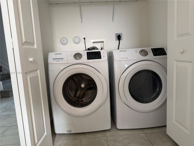 10606 W 33rd Way 10606, Hialeah, FL 33018