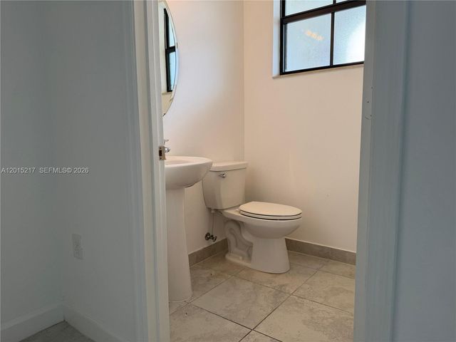 10606 W 33rd Way 10606, Hialeah, FL 33018