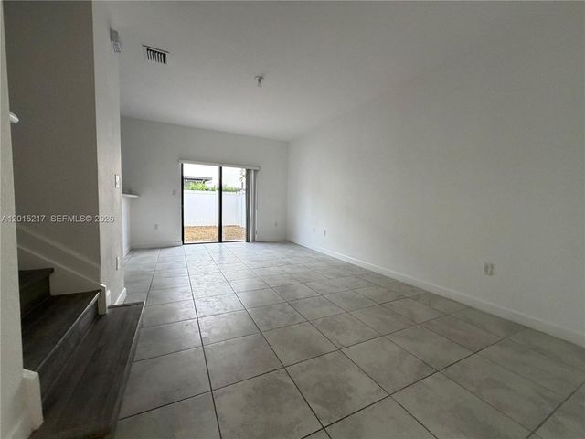 10606 W 33rd Way 10606, Hialeah, FL 33018