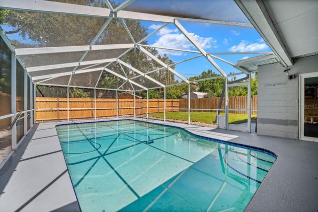 5135 20TH AVENUE N, St Petersburg, FL 33710