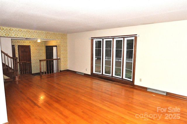 752 Cedar Lane, Chester, SC 29706