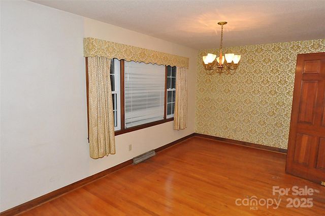 752 Cedar Lane, Chester, SC 29706