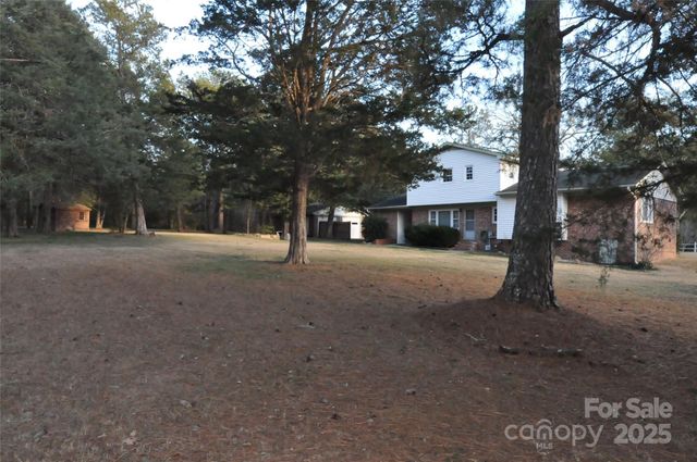 752 Cedar Lane, Chester, SC 29706