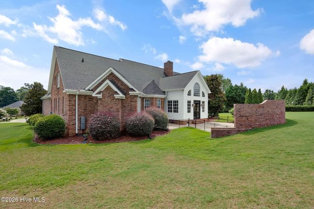 4807 Pinnacle Court N, Wilson, NC 27896
