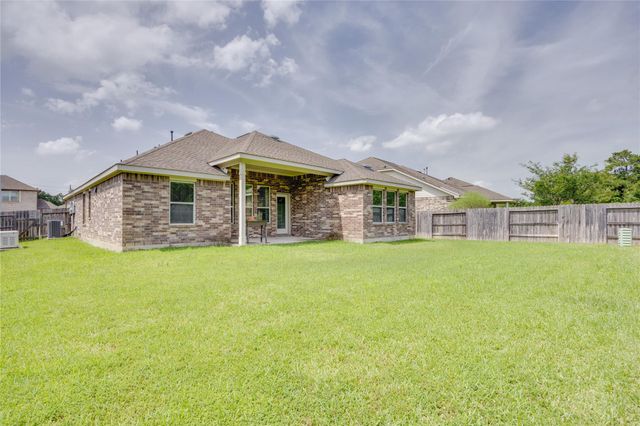 15518 Hudson Valley Court, Crosby, TX 77532