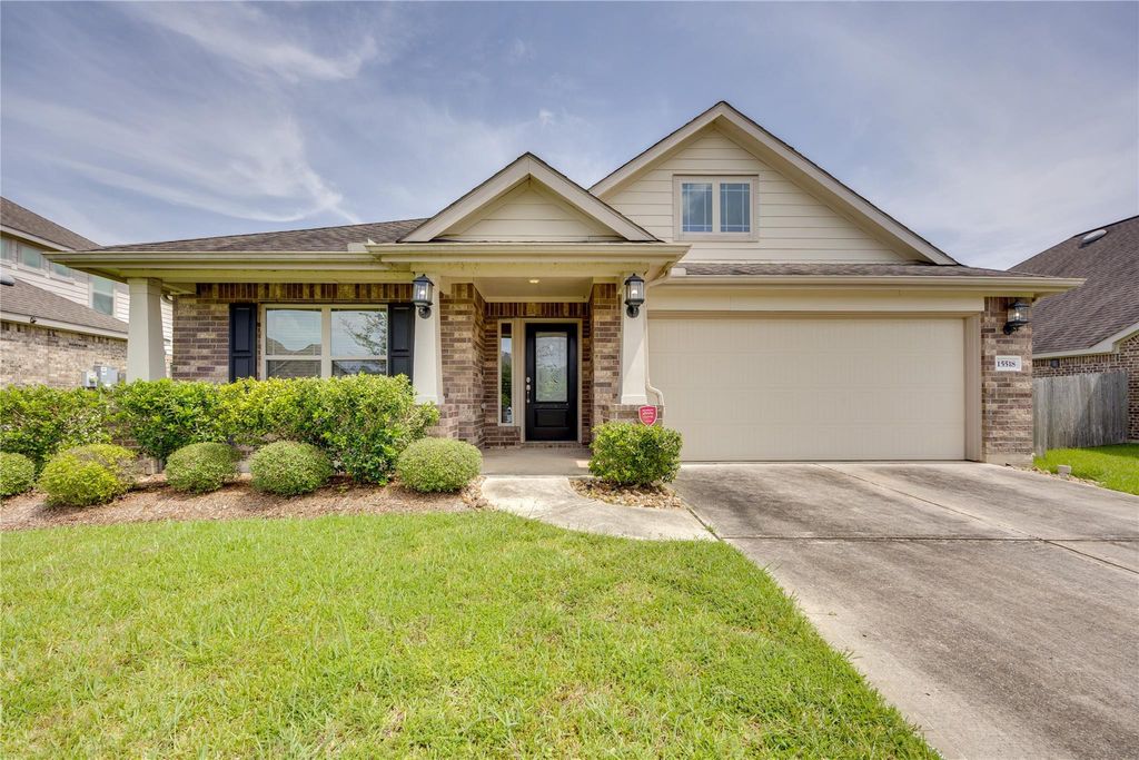 15518 Hudson Valley Court, Crosby, TX 77532