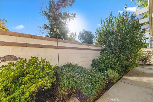 140 W Pioneer 100, Redlands, CA 92374