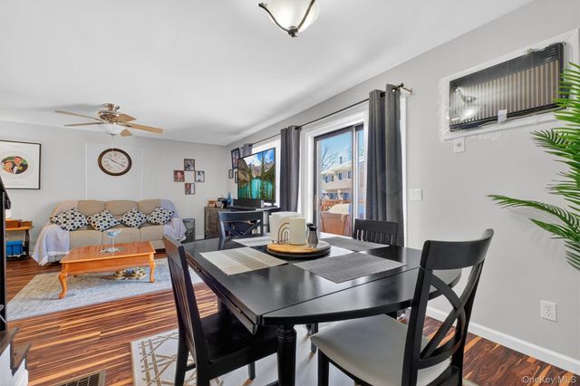 5307 Chelsea Cove N, Hopewell Junction, NY 12533